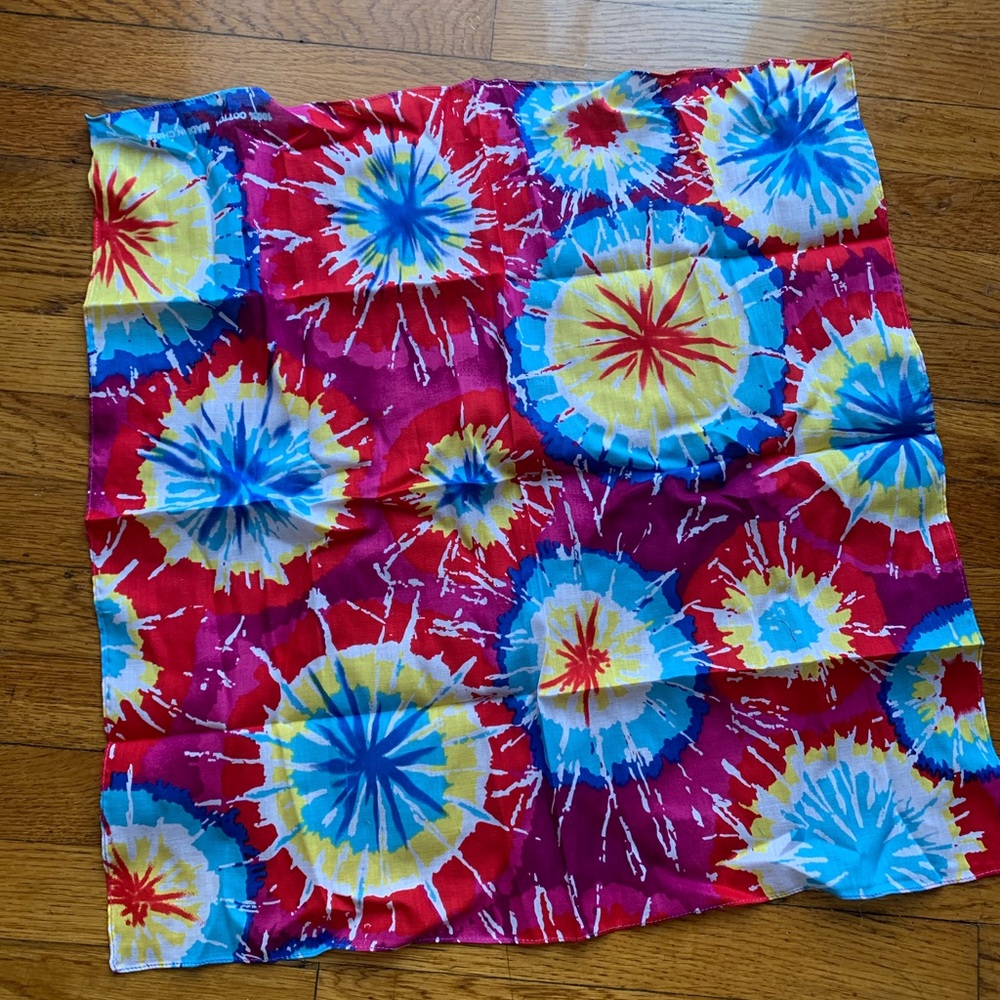 NWOT Sunburst Tie Dye Bandana 100% Cotton | Scarf, Hair Accessory, Mini Tapestry